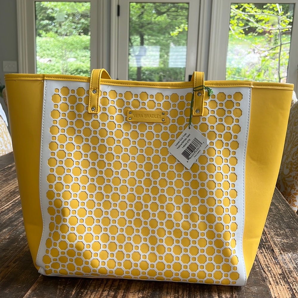Vera Bradley Laser-Cut tote Yellow/White Geo (style no. 14643-276) NEW with tags